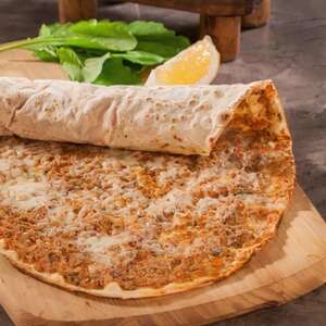 Kaşarlı Ora lahmacun